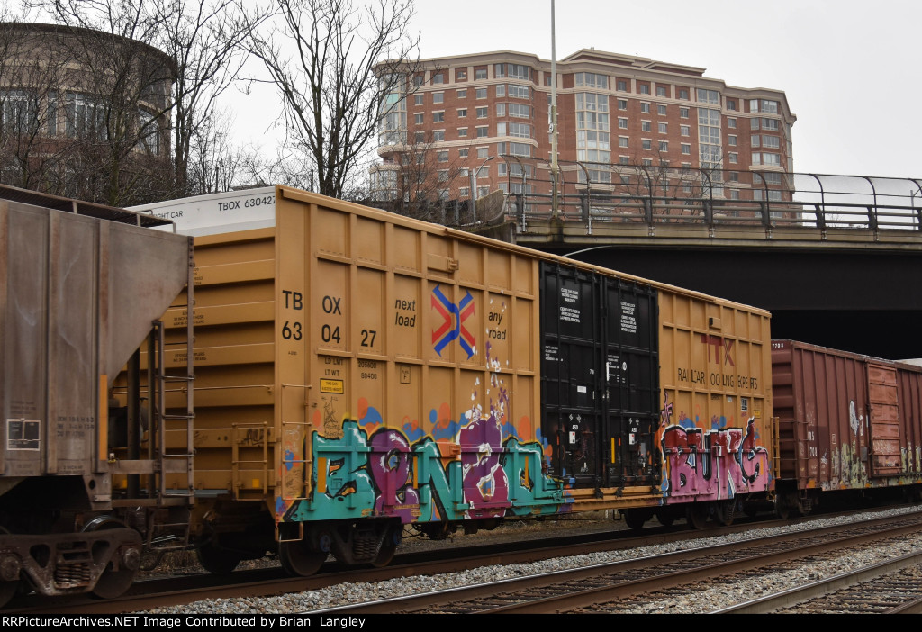 630427